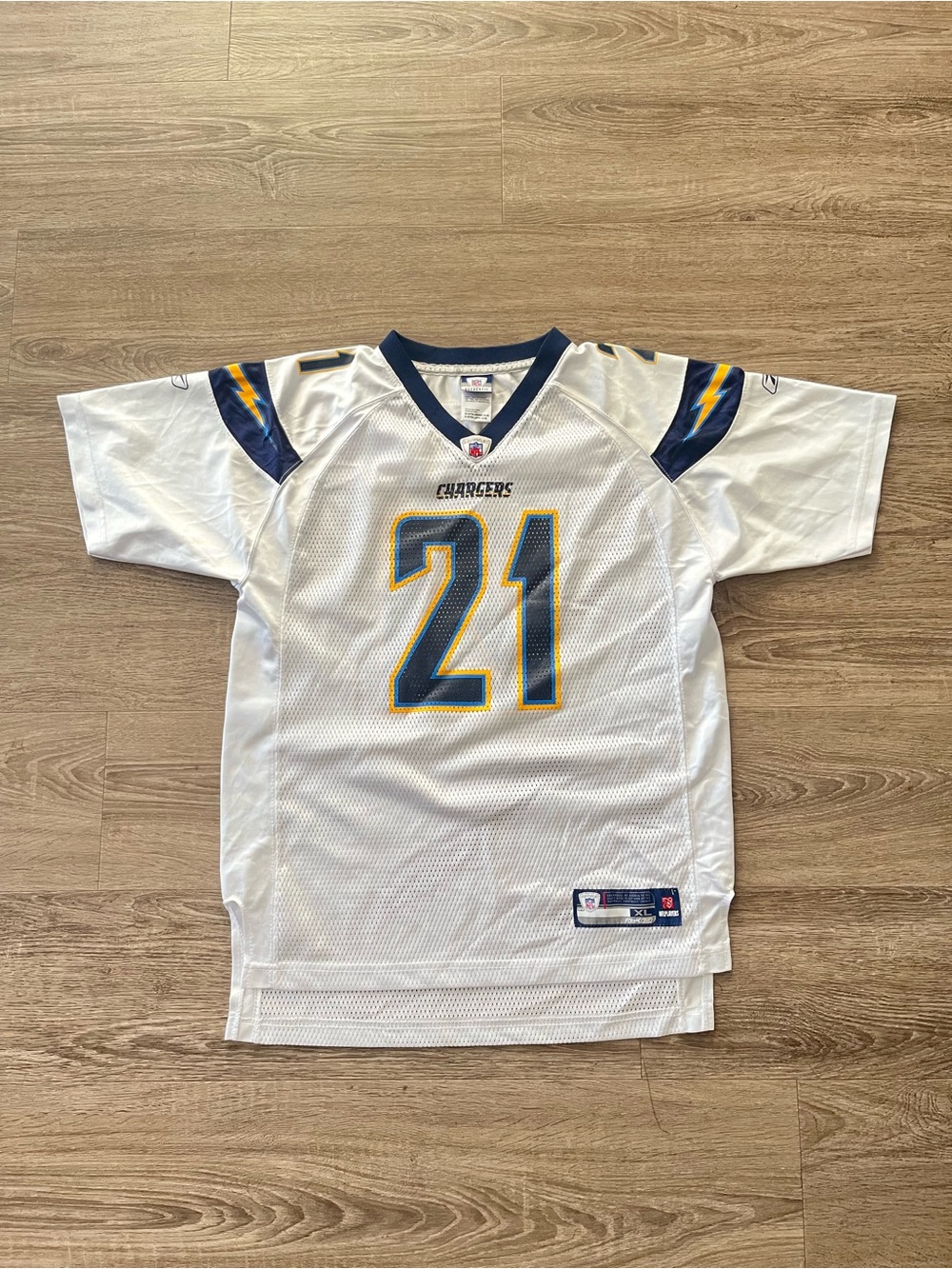 Vintage Reebok NFL San Diego Chargers LaDainian Tomlinson #21 Jersey Youth XL